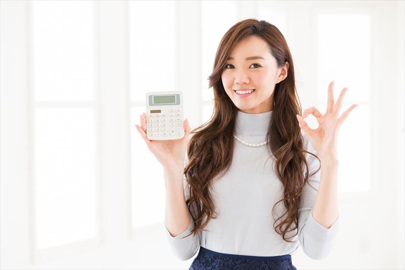 お得女性_R
